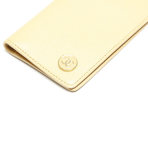 CHANEL 10 series 2005-2006 COCO Button Card Case beige WS23823