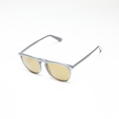 GUCCI GG logo sunglasses gray WS23831