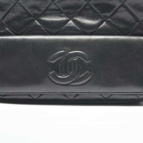 CHANEL No. 1 1989-1991 Lambskin Camera Bag with Chain and Tassel Shoulder Bag black WS23841
