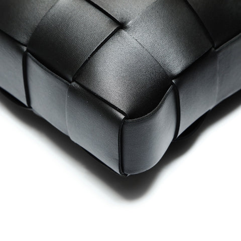 BOTTEGAVENETA INTRECCIATO Cassette Leather Shoulder Bag black WS23856