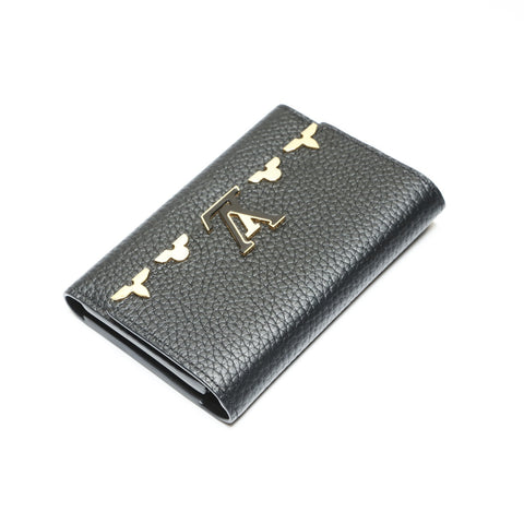 LOUIS VUITTON 2022-2025 Portefeuille Capucines Compact Tri-fold wallet black WS23872