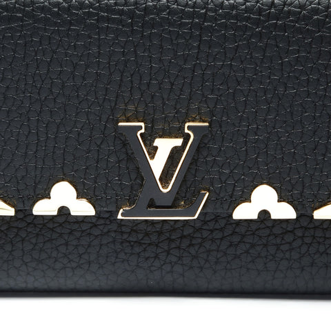 LOUIS VUITTON 2022-2025 Portefeuille Capucines Compact Tri-fold wallet black WS23872