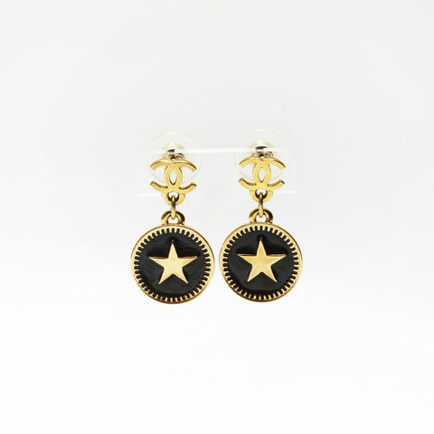 CHANEL 01P 2001 Round Black Star Pierce gold WS23926