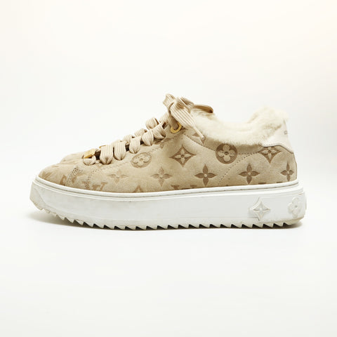 LOUIS VUITTON Time Out Line Suede Mouton Low-Cut Size: 35 1/2 8.9" sneakers beige WS23934