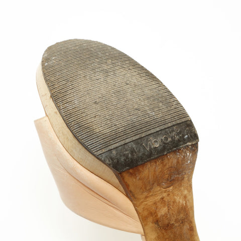 CHANEL Leather Wood COCO Mark 36 9.1" pumps pink WS23935