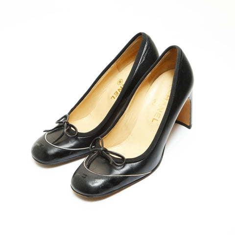 CHANEL Leather 36 9.1