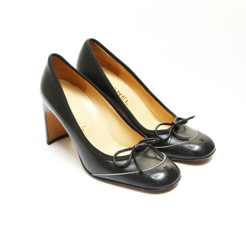 CHANEL Leather 36 9.1" heel around 3.1" pumps leather black WS23936