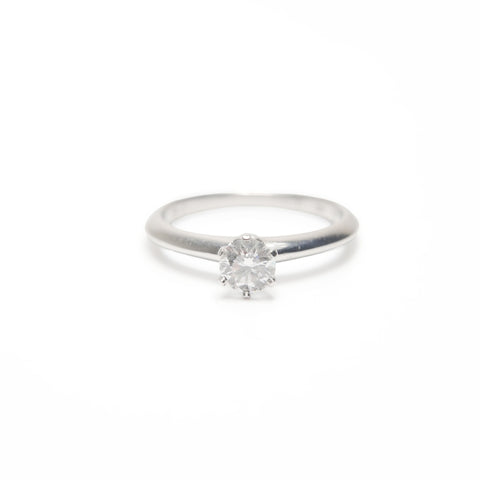 TIFFANY&Co. PT950 Platinum Diamond Classic Solitaire 0.31 Carat Ring Silver WS24057