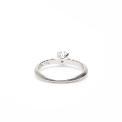 TIFFANY&Co. PT950 Platinum Diamond Classic Solitaire 0.31 Carat Ring Silver WS24057