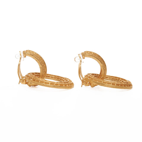 CHANEL 1971-1980 Hoops Earring gold WS24096
