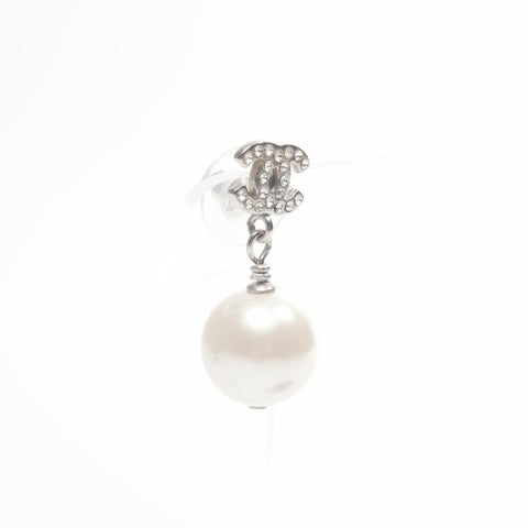 CHANEL B14V 2014 COCO Mark Pearl Rhinestone Pierce Silver WS24108