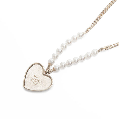 CHANEL B24S 2024 Pink Heart Pearl Necklace gold WS24110