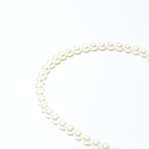 TASAKI Akoya Pearl 0.3" 58 pieces Necklace white WS24160