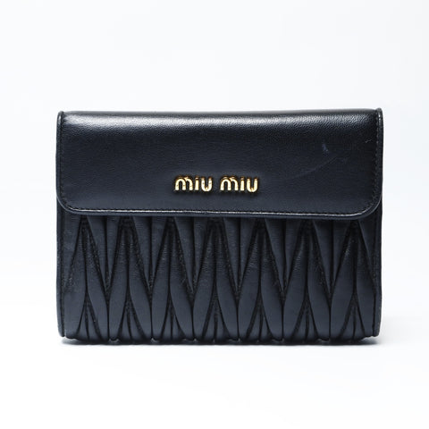 Miu Miu Leather materasse Tri-fold wallet black WS24195