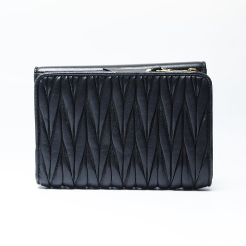 Miu Miu Leather materasse Tri-fold wallet black WS24195