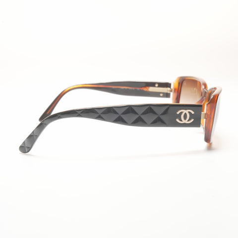 CHANEL Matrasse COCO Mark sunglasses Brown WS24214