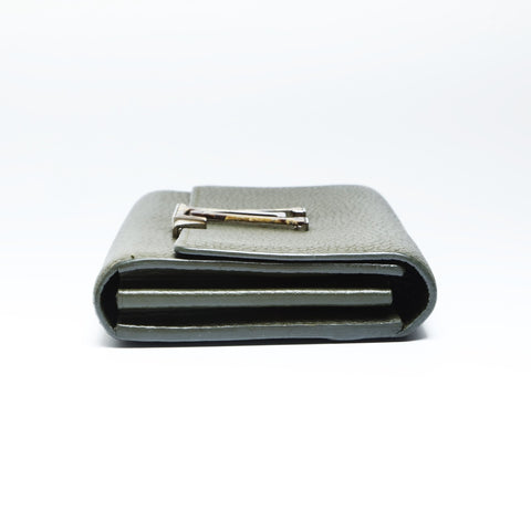 LOUIS VUITTON 2019 Capucines Purse khaki WS24235