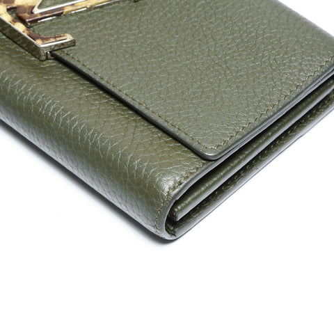 LOUIS VUITTON 2019 Capucines Purse khaki WS24235