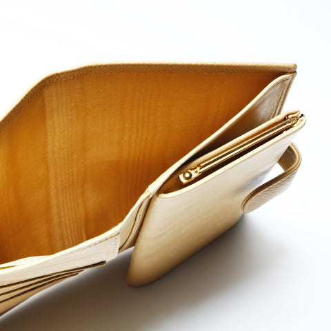 CHANEL No. 8 2003-2004 Caviar Skin COCO Mark Purse leather beige WS24280