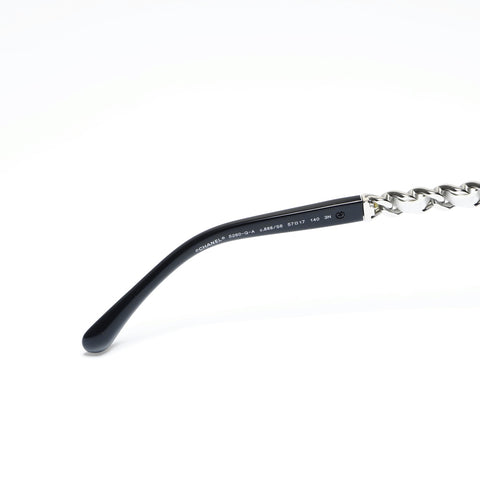 CHANEL Chain Temple sunglasses black WS24285