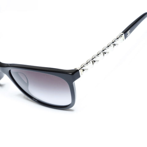 CHANEL Chain Temple sunglasses black WS24285
