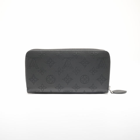 LOUIS VUITTON Monog Lamb Mahina Zippy Wallet Purse black WS24358