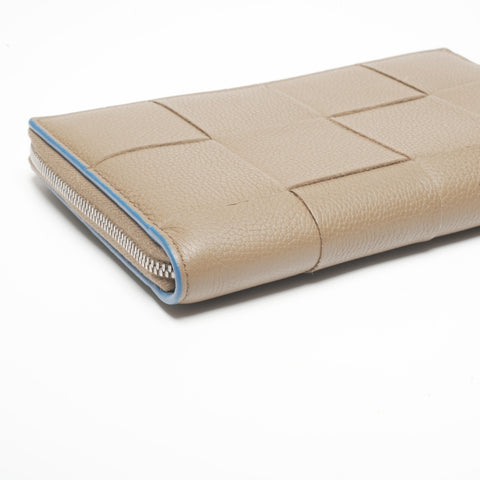 BOTTEGAVENETA Leather Intrecciato Maxi Jacket Purse beige WS24402