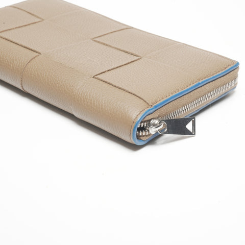 BOTTEGAVENETA Leather Intrecciato Maxi Jacket Purse beige WS24402