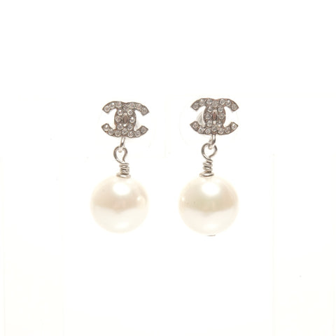 CHANEL B17V 2017 COCO Mark Rhinestone Pearl Pierce Silver WS24489
