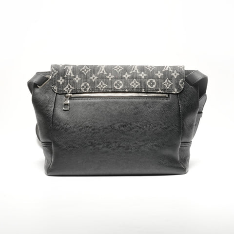 LOUIS VUITTON Monogram Denim BUZA TOKYO NIGO Collaboration Shoulder Bag black WS24668