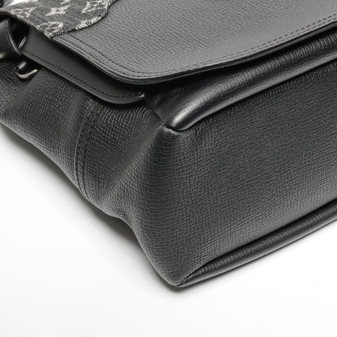 LOUIS VUITTON Monogram Denim BUZA TOKYO NIGO Collaboration Shoulder Bag black WS24668