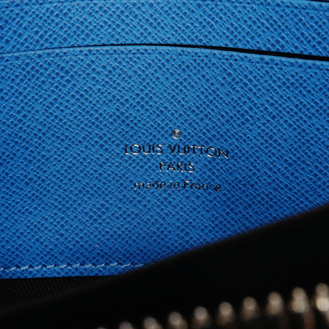 LOUIS VUITTON Alpha Wearable Wallet Damier Graphite Giant Shoulder Bag blue WS24671