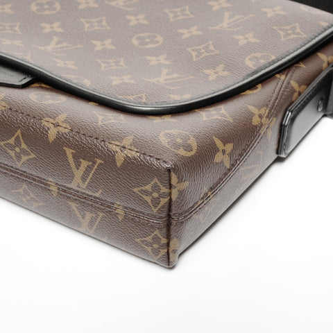 LOUIS VUITTON 2020 Monogram Macassar Magnetic Messenger Bag Shoulder Bag Brown WS24677