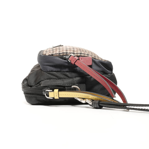 PRADA Nylon Triangle Logo Pouch Clutch bag black WS24687