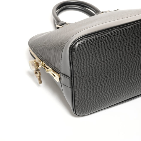 LOUIS VUITTON 1996 Epi Alma PM Handbag black WS24696
