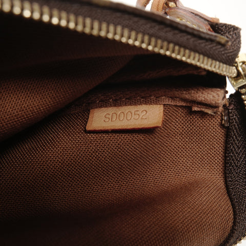 LOUIS VUITTON 2002 Monogram Pochette Accessoires Shoulder Bag Brown WS24702