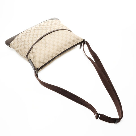 GUCCI GG canvas Shoulder Bag beige WS24729