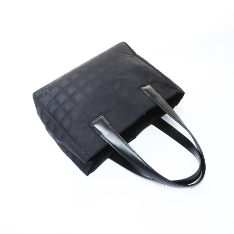 CHANEL No.8 2003-2004 New Travel Line Shoulder Bag black WS24822