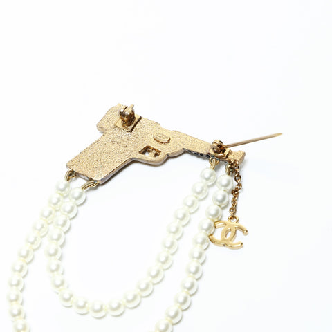 CHANEL 01A 2001 Pistol Rhinestone Small Brooch white WS24843