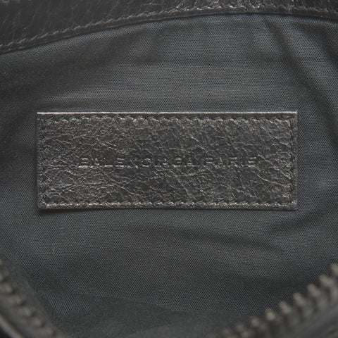 BALENCIAGA 夹扣皮革小号手拿包黑色 WS24873