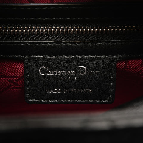 Christian Dior Lady Dior 中号银色金属小羊皮手提包黑色 WS24886