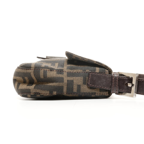 FENDI Zucca 帆布 Mamma Baguette 单肩包 棕色 WS24894