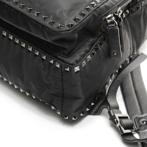 VALENTINO 尼龙饰钉背包·背包黑色 WS24911