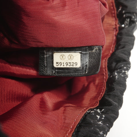 CHANEL No. 5 1997-1999 Nylon Travel Line Handbag black WS24933