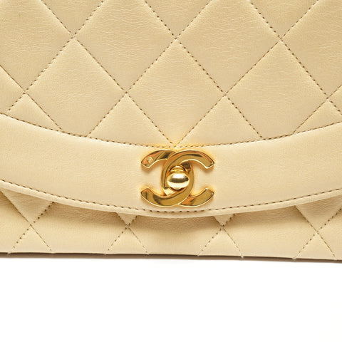 CHANEL No. 4 1996-1997 Diana 22 Small Lambskin Shoulder Bag beige WS24967