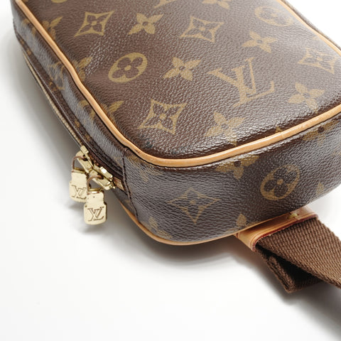LOUIS VUITTON 2011 Monogram Gange Pochette Shoulder Bag Brown WS24978