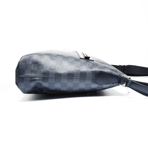 LOUIS VUITTON Mick MM Damier 2011 Shoulder Bag black WS24997