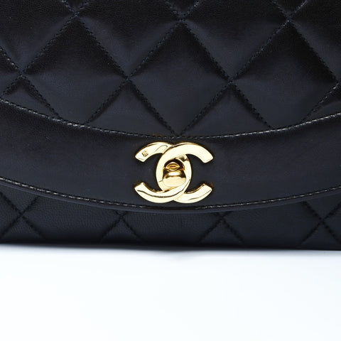 CHANEL No. 2 1991-1994 Diana 22 Small Lambskin Shoulder Bag black WS25003