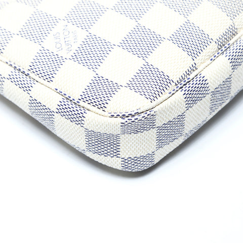 LOUIS VUITTON Azur Damier Pochette Accessoires 2008 Shoulder Bag white WS25014