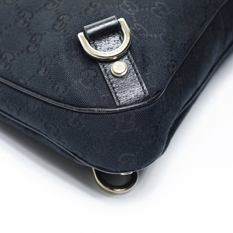 GUCCI GG canvas Abbey Shoulder Bag black WS25052